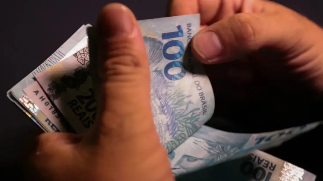 13º salário será pago no mesmo dia da Black Friday e deve impulsionar vendas