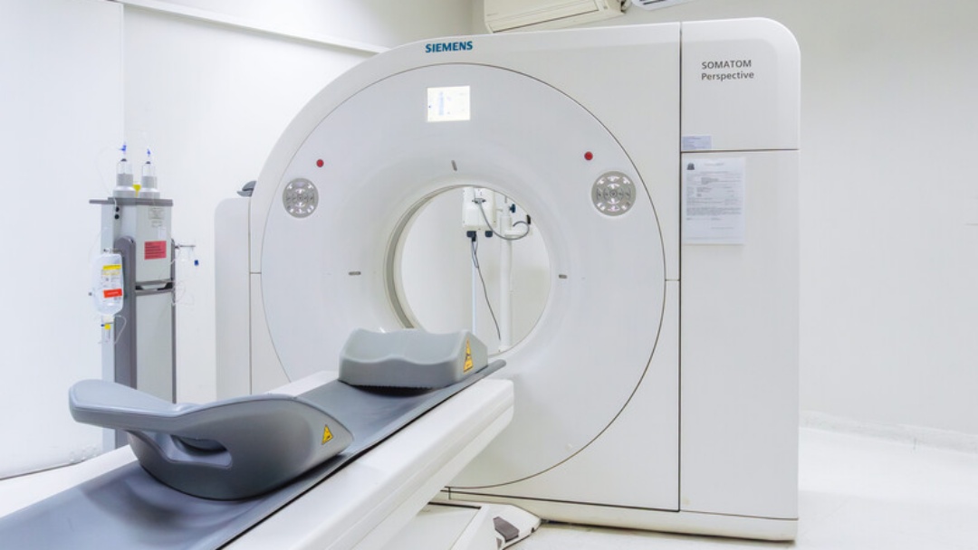 Ap&oacute;s acidente na ter&ccedil;a-feira, paciente ainda aguarda tomografia para confirmar ou descartar sequelas