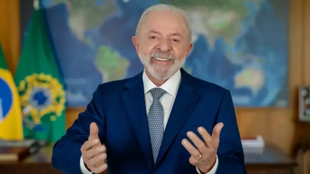 Isen&ccedil;&atilde;o do IR injeta R$ 28 bilh&otilde;es na economia, diz Lula   