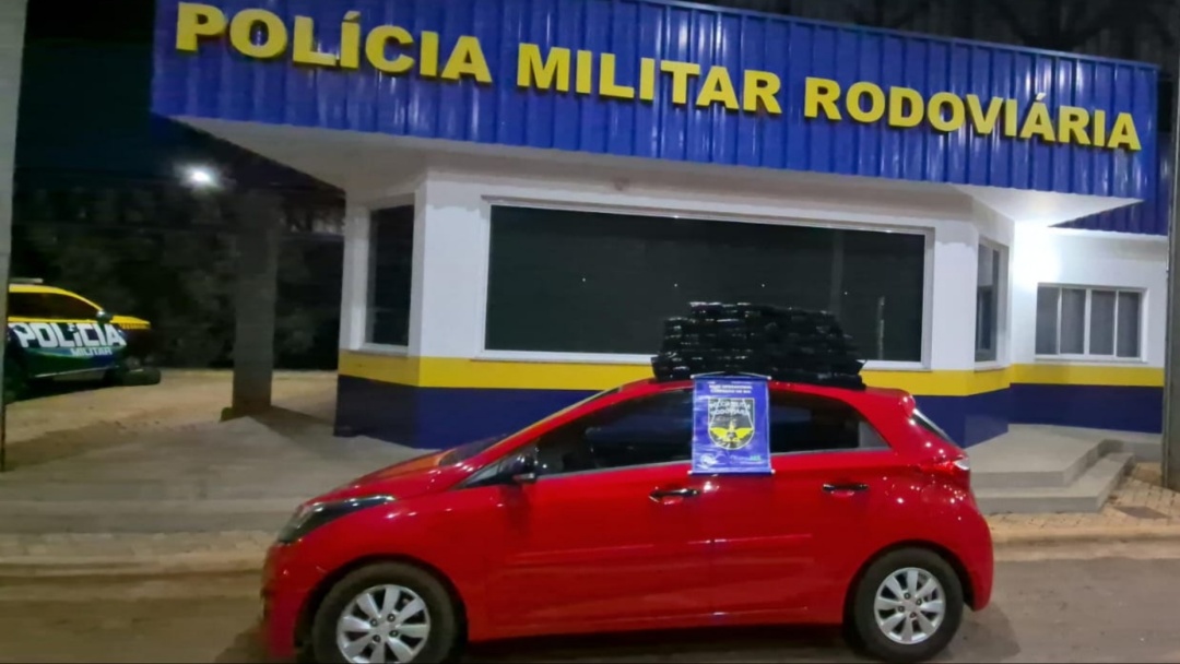 Motorista é presa com maconha avaliada em mais de R$ 200 mil na MS-306