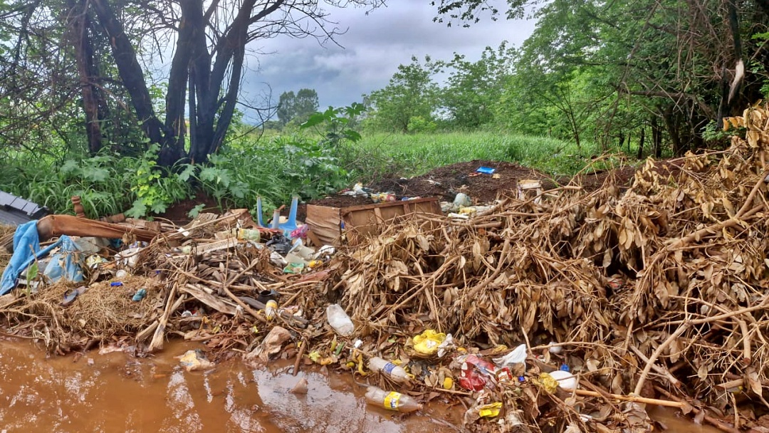 Após alagamentos, sábado é marcado por faxina em residências atingidas no Sitiolândia