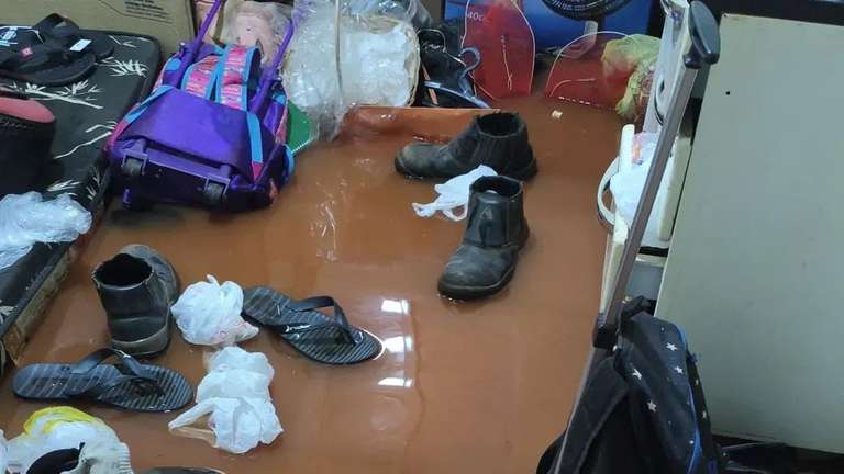 Enxurrada invade resid&ecirc;ncias, provoca alagamentos e causa preju&iacute;zos a moradores no Sidrolar