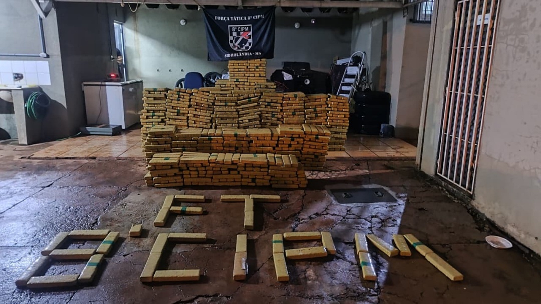 Juiz decreta pris&atilde;o preventiva de mulher presa com quase 2 toneladas de maconha