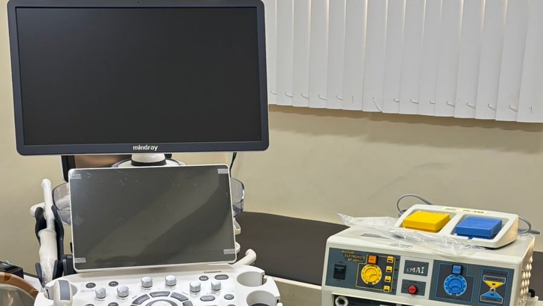 Com emenda da vereadora Joana, Saúde adquire ultrassom de última geração, laserterapia e eletrocautério