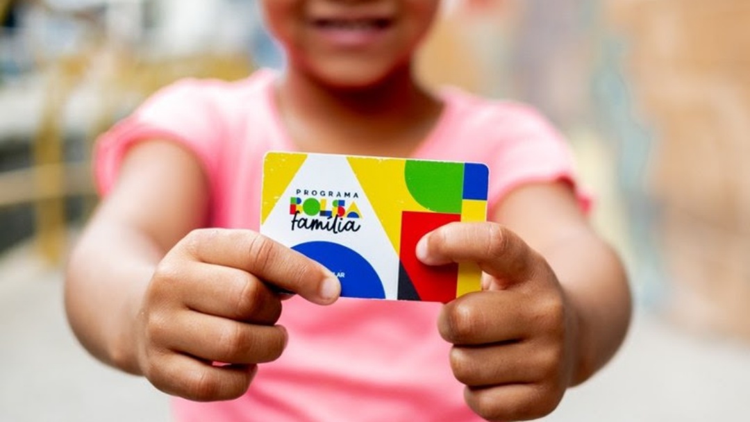 Benefici&aacute;rios com NIS de final 9 recebem a parcela de dezembro nesta segunda-feira