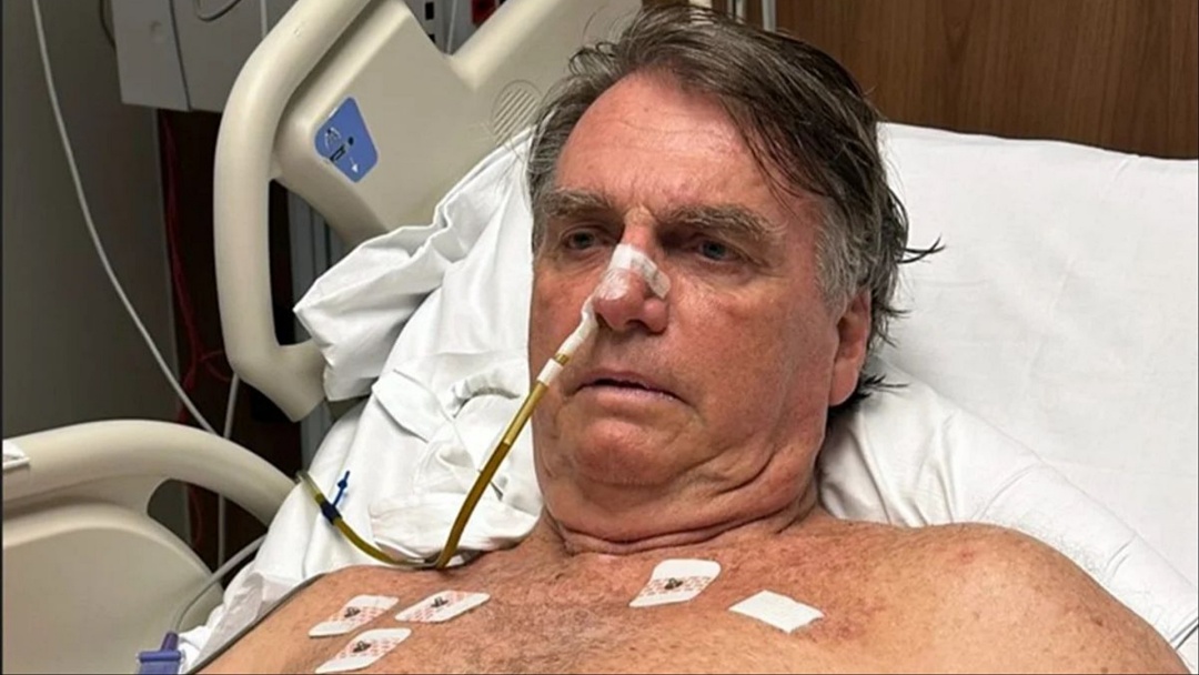 Bolsonaro passa por nova cirurgia nesta segunda