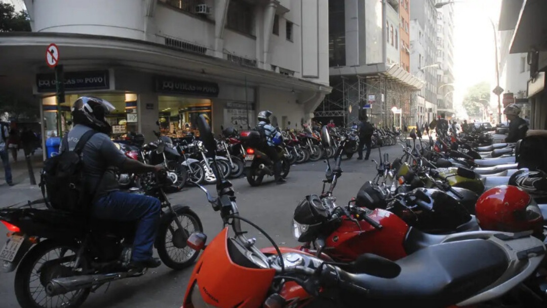 Saiba como registrar ve&iacute;culo ciclomotor; prazo vai at&eacute; quarta-feira