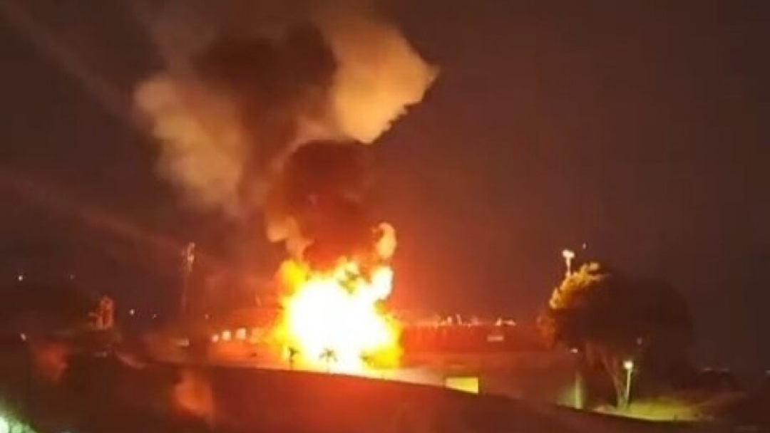 Trump confirma ataque dos EUA &agrave; Venezuela e diz que Maduro e esposa foram capturados  