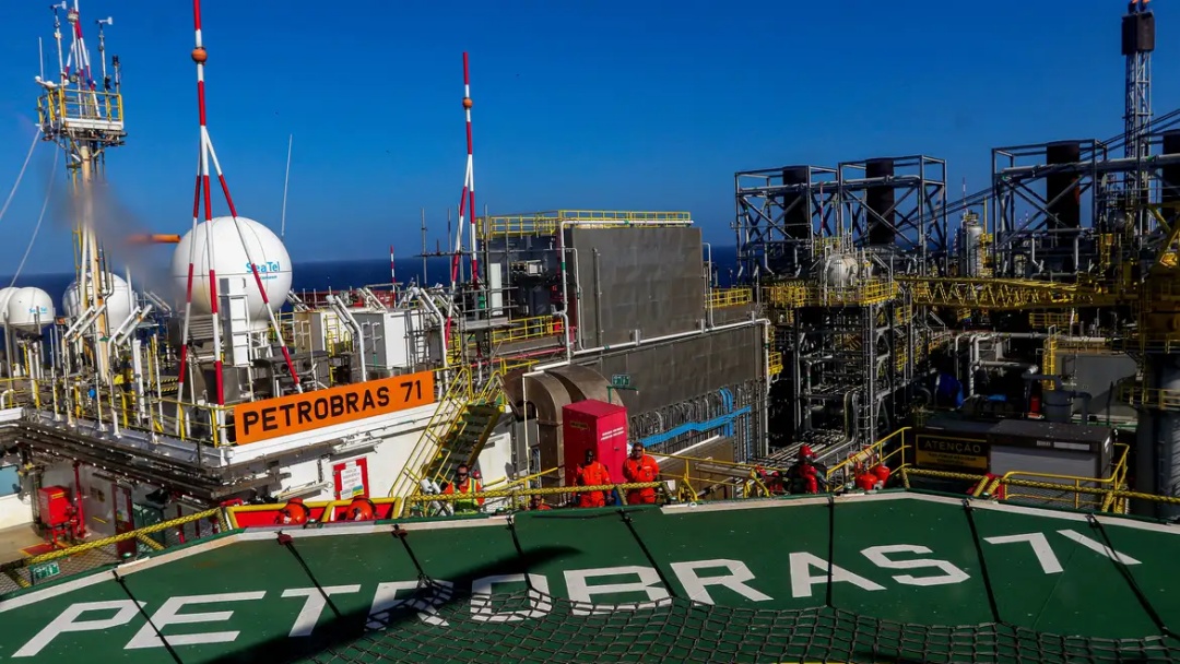 Produção de petróleo e gás atinge 4,921 milhões de barris em novembro