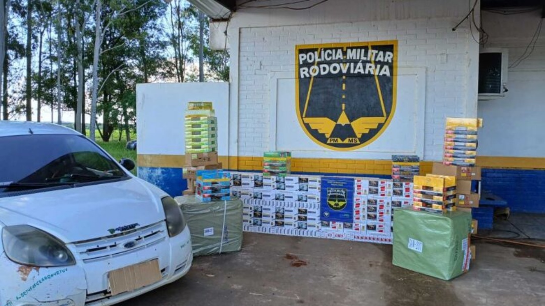 Motorista abandona ve&iacute;culo com carga de contrabando avaliada em R$ 76 mil