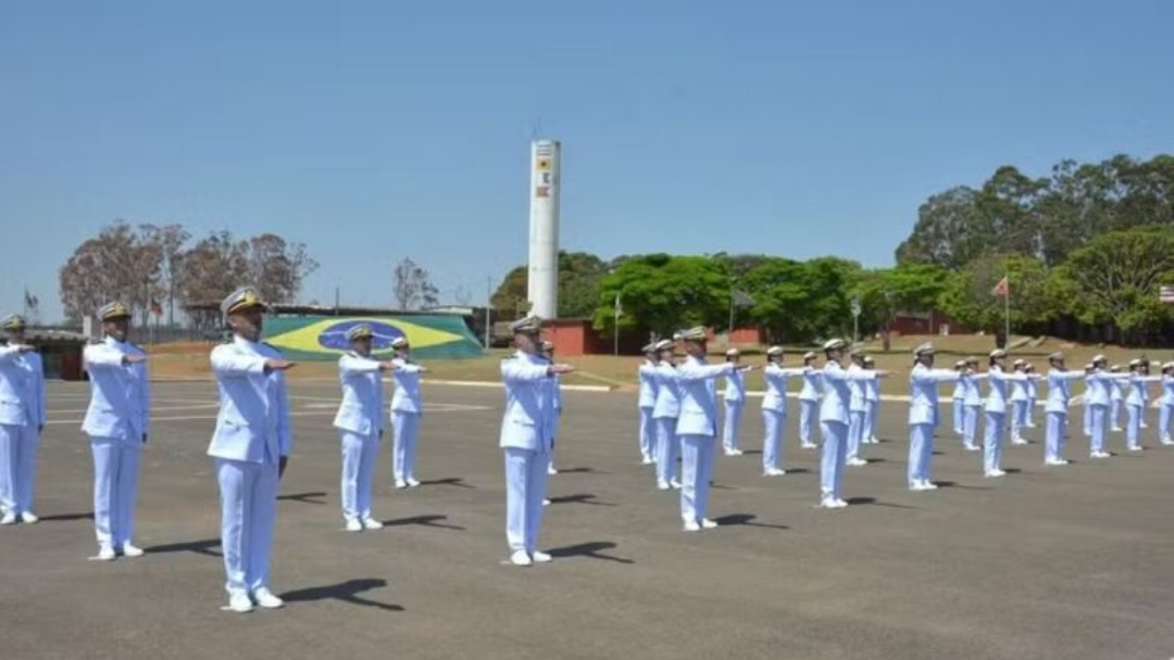 Marinha prorroga inscrições para seleção com 17 vagas