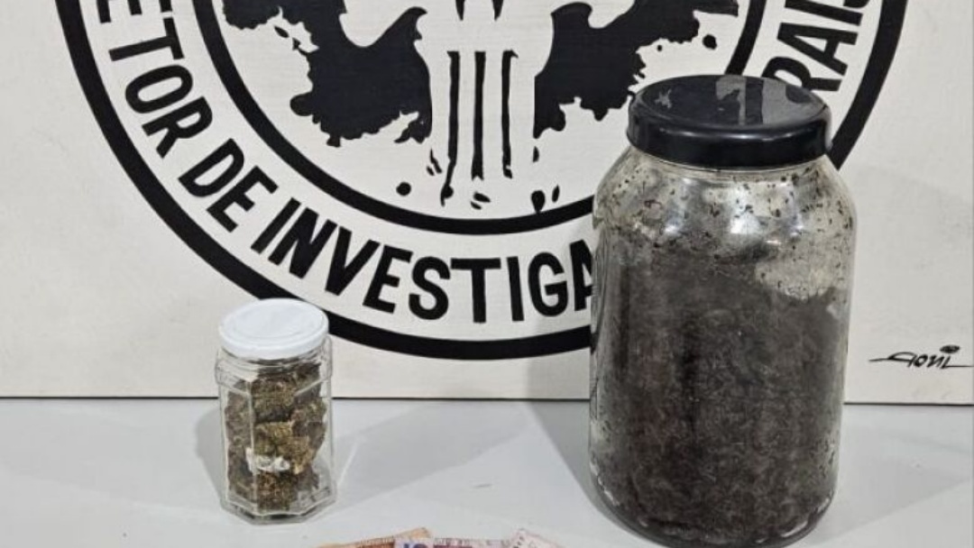 Casa usada como ponto de tr&aacute;fico &eacute; alvo de opera&ccedil;&atilde;o e dois homens acabam presos