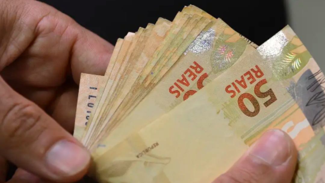 Teto do seguro-desemprego sobe para R$ 2.518,65 ap&oacute;s reajuste   