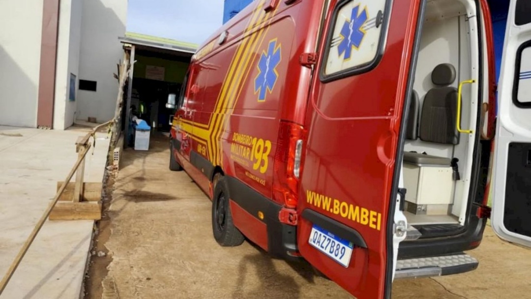 De bicicleta, crian&ccedil;a de 7 anos &eacute; atingida por &ocirc;nibus em Caarap&oacute;