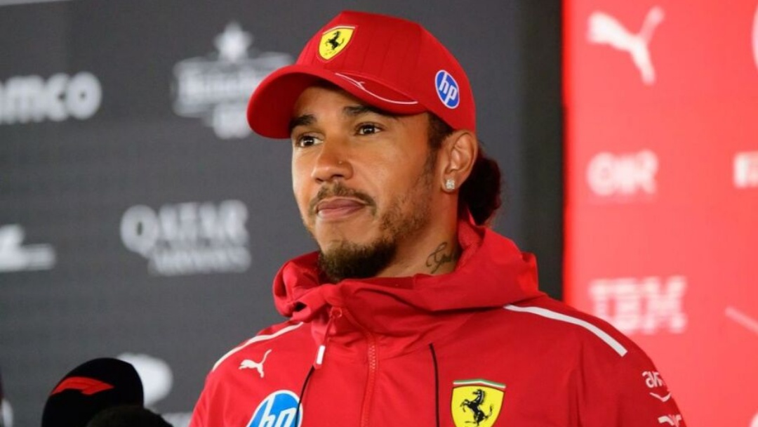 Ferrari anuncia troca de engenheiro de Lewis Hamilton ap&oacute;s desempenho ruim em 2025   