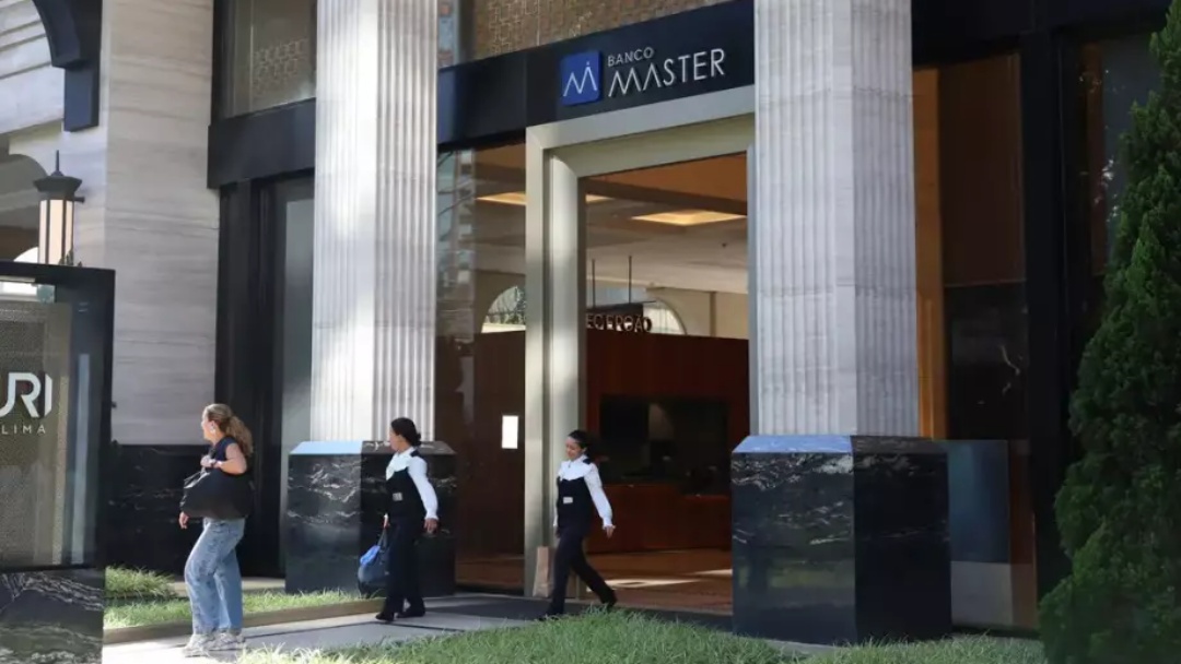 Pol&iacute;cia Federal quebra sigilo banc&aacute;rio e fiscal de 101 pessoas e investigados no caso Master   