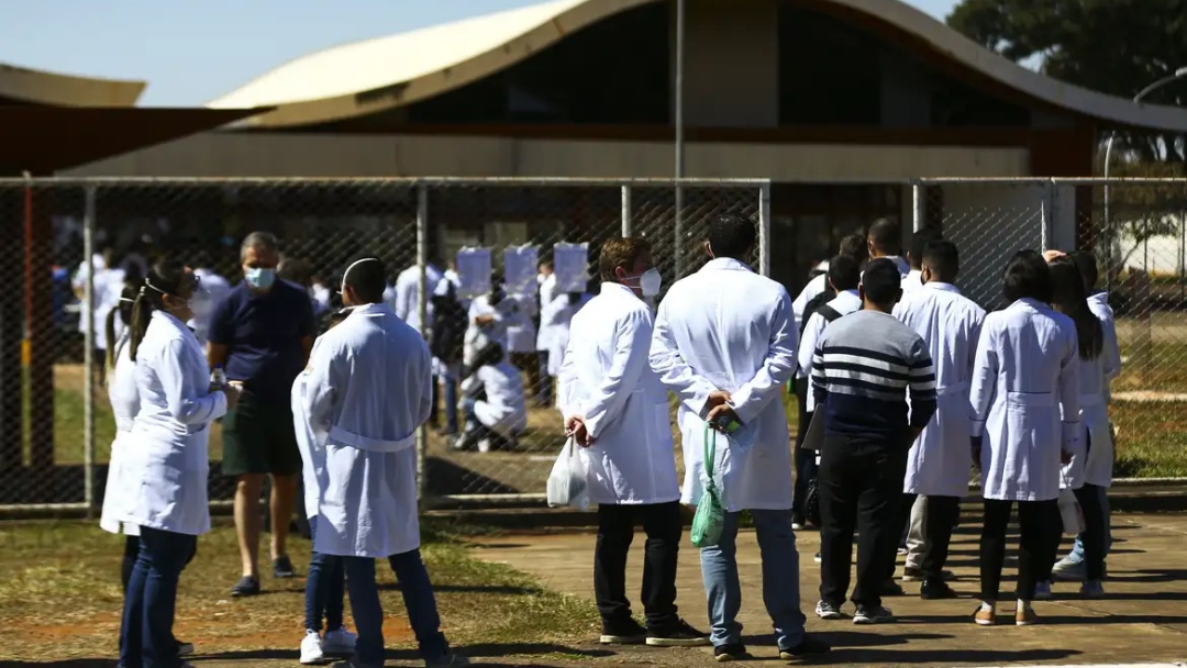 Um ter&ccedil;o dos cursos de Medicina s&atilde;o mal avaliados em exame nacional do Minist&eacute;rio da Educa&ccedil;&atilde;o