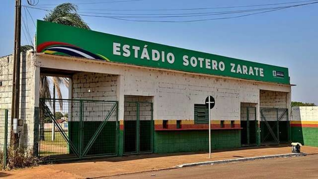 Prefeitura licita cobertura da arquibancada do Est&aacute;dio Sotero Zarate ap&oacute;s quase 14 anos sem prote&ccedil;&atilde;o