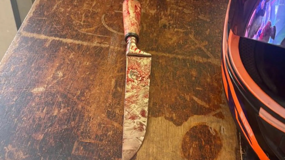 Homem mata patr&atilde;o da esposa a facadas em salgadaria na Avenida J&uacute;lio de Castilho