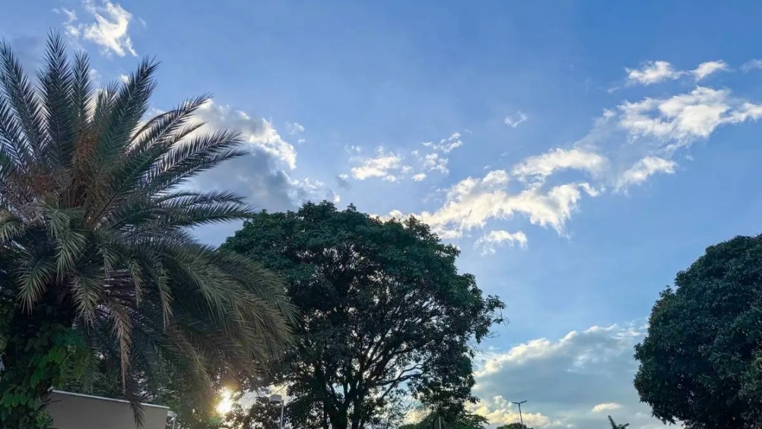 Sexta-feira será de calorão e tempo seco em todo MS