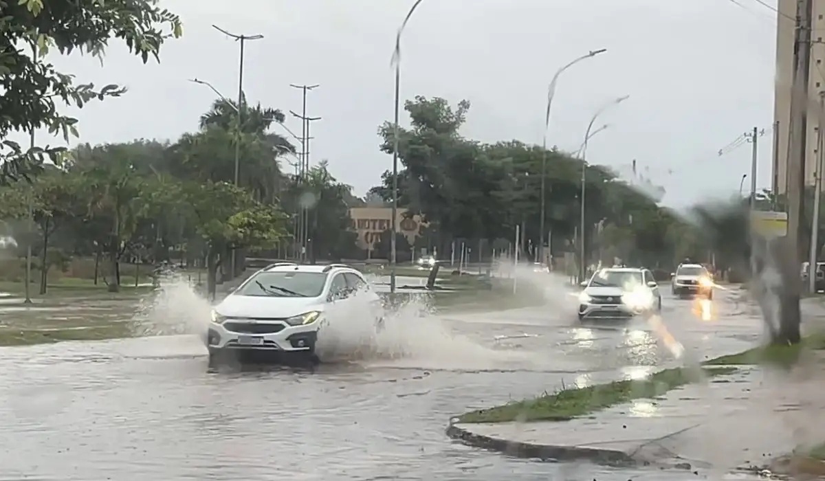 Calor&atilde;o e umidade formam combina&ccedil;&atilde;o para temporais em MS