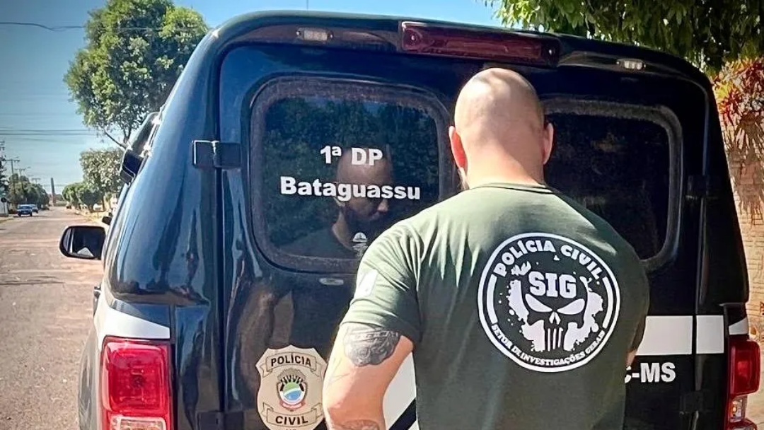 Padrasto &eacute; preso por amea&ccedil;ar enteada de 19 anos com faca em Bataguassu