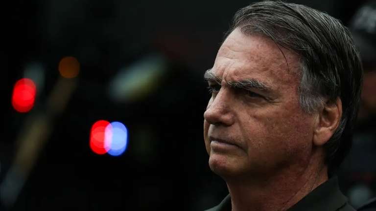 Per&iacute;cia da PF aponta que Jair Bolsonaro n&atilde;o precisa de hospitaliza&ccedil;&atilde;o