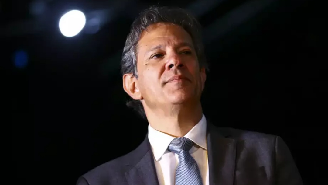 6x1 n&atilde;o tem impacto fiscal, mas a tarifa zero tem, diz Haddad, citando medida sustent&aacute;vel   