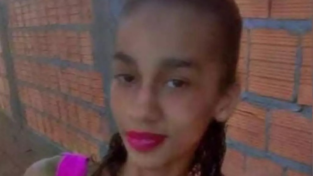 M&atilde;e vive rotina de dor e sil&ecirc;ncio h&aacute; 54 dias &agrave; espera de not&iacute;cias da filha desaparecida