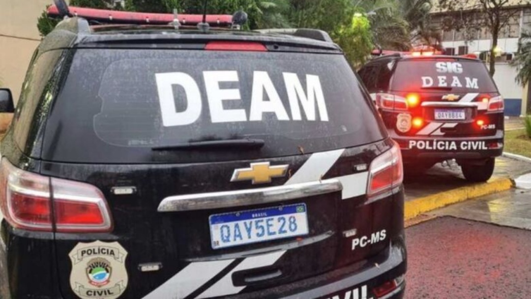 Filho &eacute; preso por descumprir medidas protetivas e amea&ccedil;ar a pr&oacute;pria m&atilde;e idosa