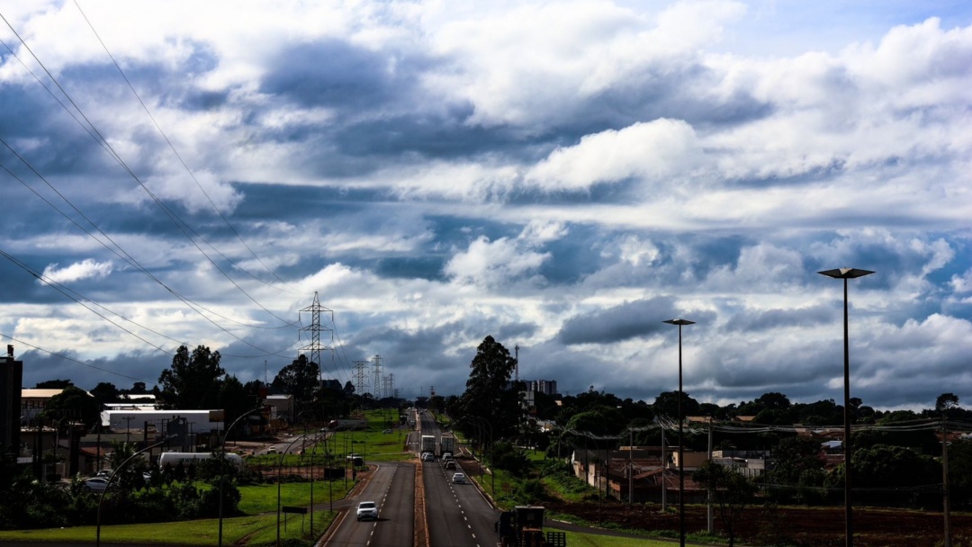 Calor segue intenso e chuva pode atingir v&aacute;rias regi&otilde;es de MS