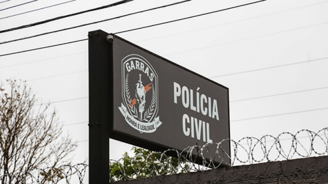 Homem condenado a mais de 8 anos de pris&atilde;o por roubo &eacute; preso em oficina mec&acirc;nica