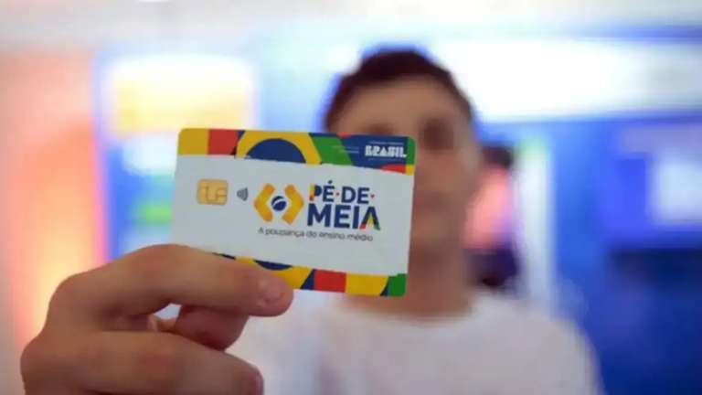 P&eacute;-de-Meia paga parcela a alunos nascidos em setembro e outubro