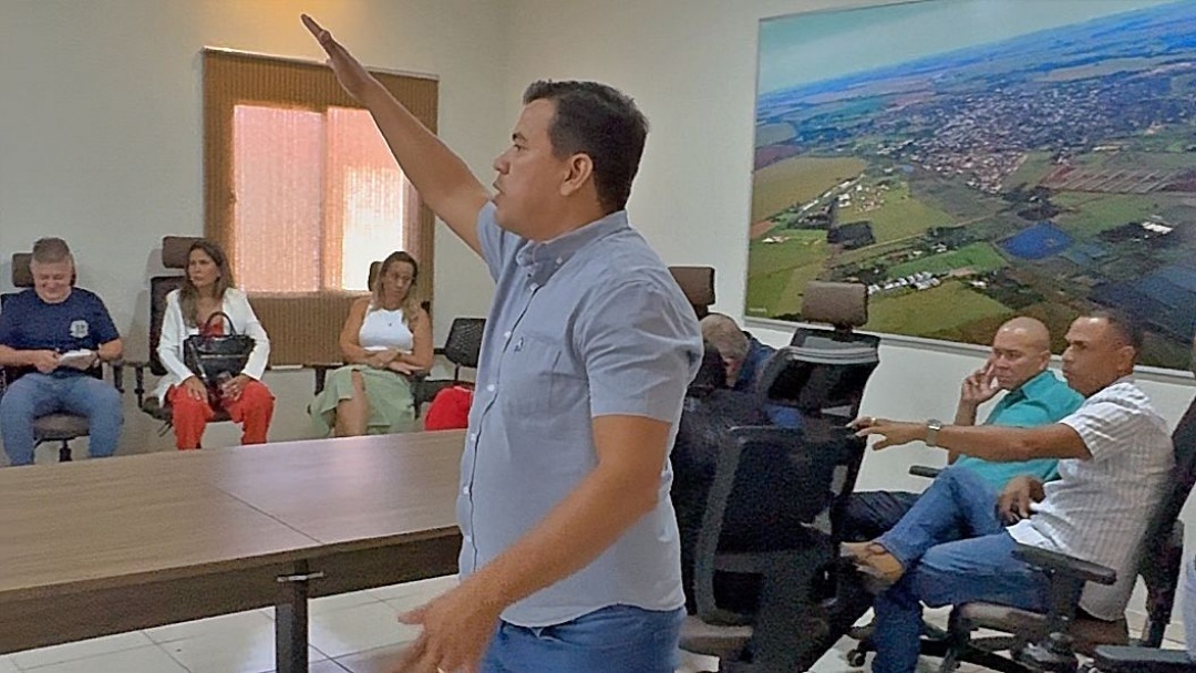 ‘Sem transporte, sem voto’, diz Cledinaldo que promete esvaziar sessão extraordinária para travar projetos do Executivo