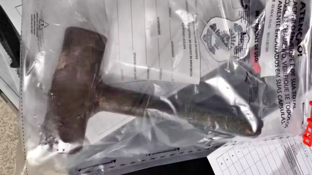 Esposa de bombeiro segue internada em estado grave ap&oacute;s suspeito atacar fam&iacute;lia 