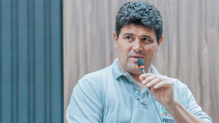 Prefeito precisa de sete votos para garantir vota&ccedil;&atilde;o de projetos nesta segunda-feira