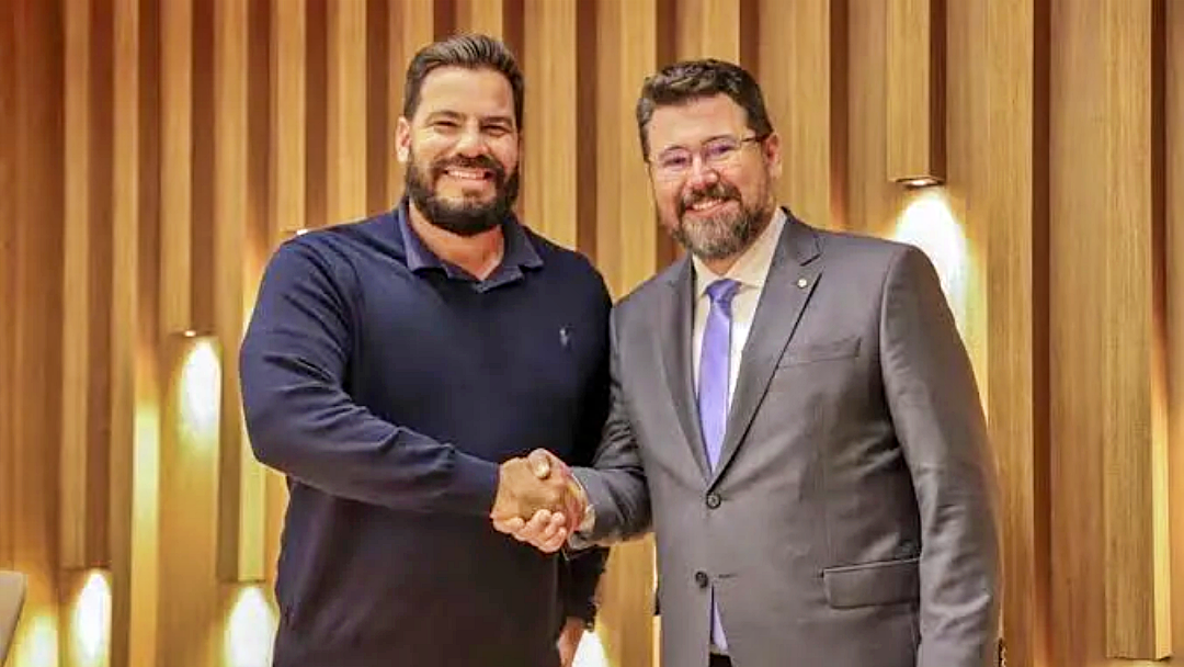 Pesquisa indica perigo para Contar na briga com Pollon no PL