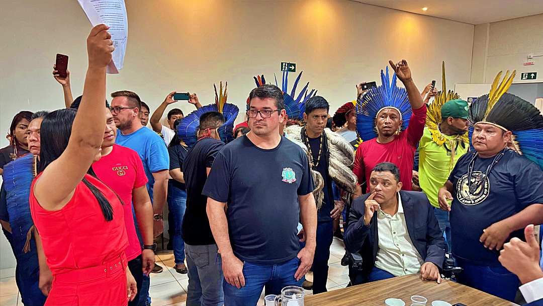 C&acirc;mara aprova feriado no Dia do &Iacute;ndio ap&oacute;s impasse jur&iacute;dico que for&ccedil;ar&aacute; mudan&ccedil;a em lei de 2002