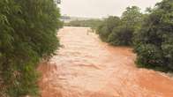 Fortes chuvas elevam n&iacute;vel do Rio Sucuri&uacute; e ponto tur&iacute;stico &eacute; fechado temporariamente
