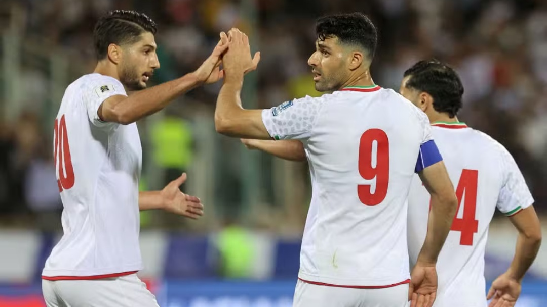 Sele&ccedil;&atilde;o do Ir&atilde; n&atilde;o participar&aacute; da Copa do Mundo da Fifa 'sob nenhuma circunst&acirc;ncia', diz ministro do Esporte