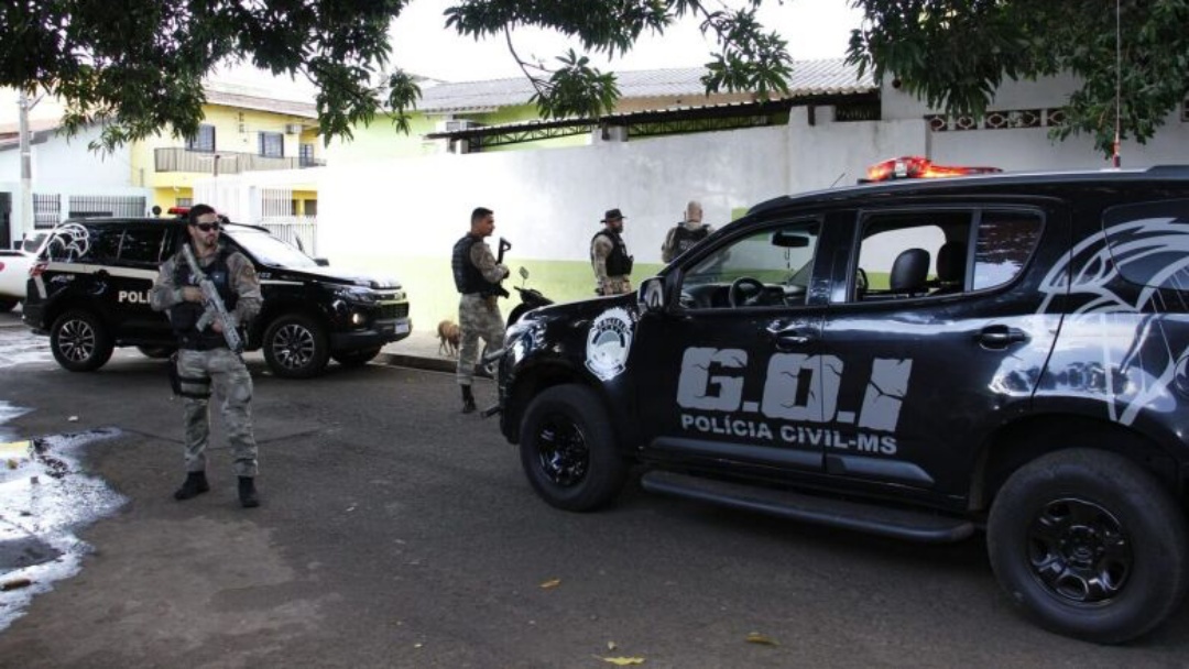 Influencer condenado a mais de oito anos por tr&aacute;fico de drogas &eacute; preso