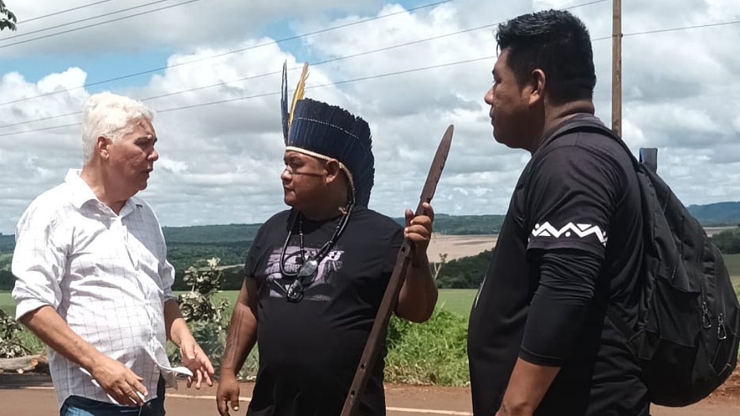 L&iacute;der ind&iacute;gena diz que bloqueio na MS-162 busca solu&ccedil;&atilde;o para estrada