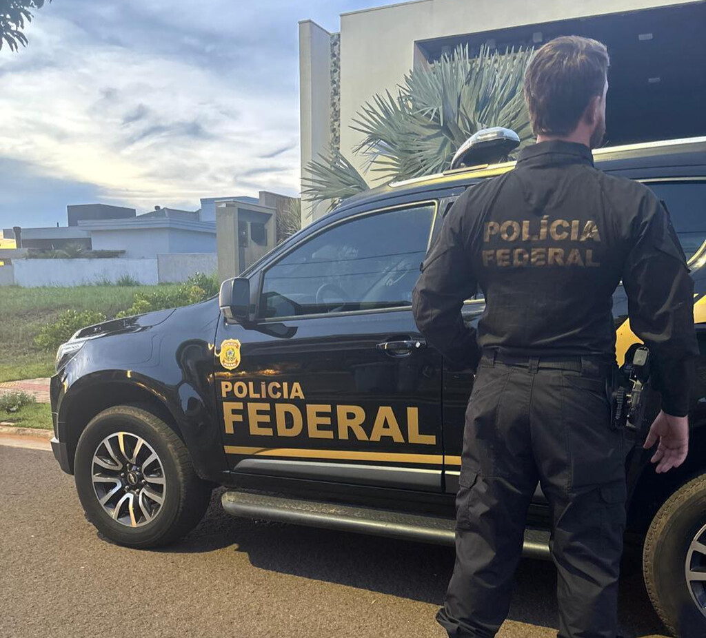 PF vai a Camel&oacute;dromo e bloqueia R$ 40 milh&otilde;es em esquema de contrabando.