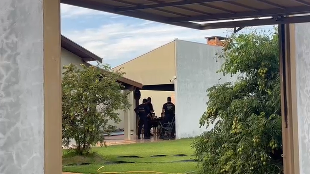 Opera&ccedil;&atilde;o da PF faz `batida` em delegacias e mira policial lotado na Delegacia de Sidrol&acirc;ndia