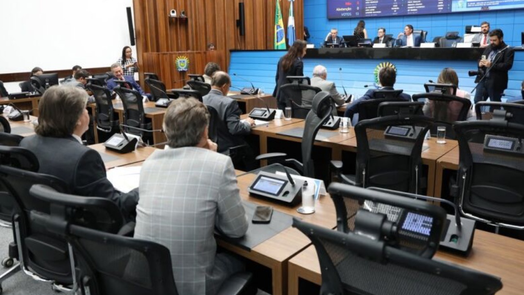 Deputados votam tr&ecirc;s projetos na sess&atilde;o plen&aacute;ria desta quarta-feira