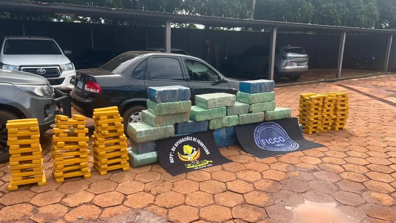 Homem &eacute; preso com 745 kg de drogas ap&oacute;s tentar fugir da pol&iacute;cia na MS-258