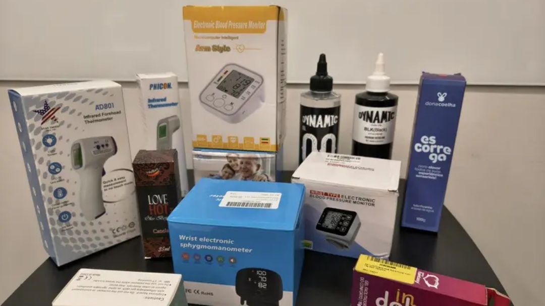 Anvisa confisca produtos ilegais em dep&oacute;sito do Mercado Livre