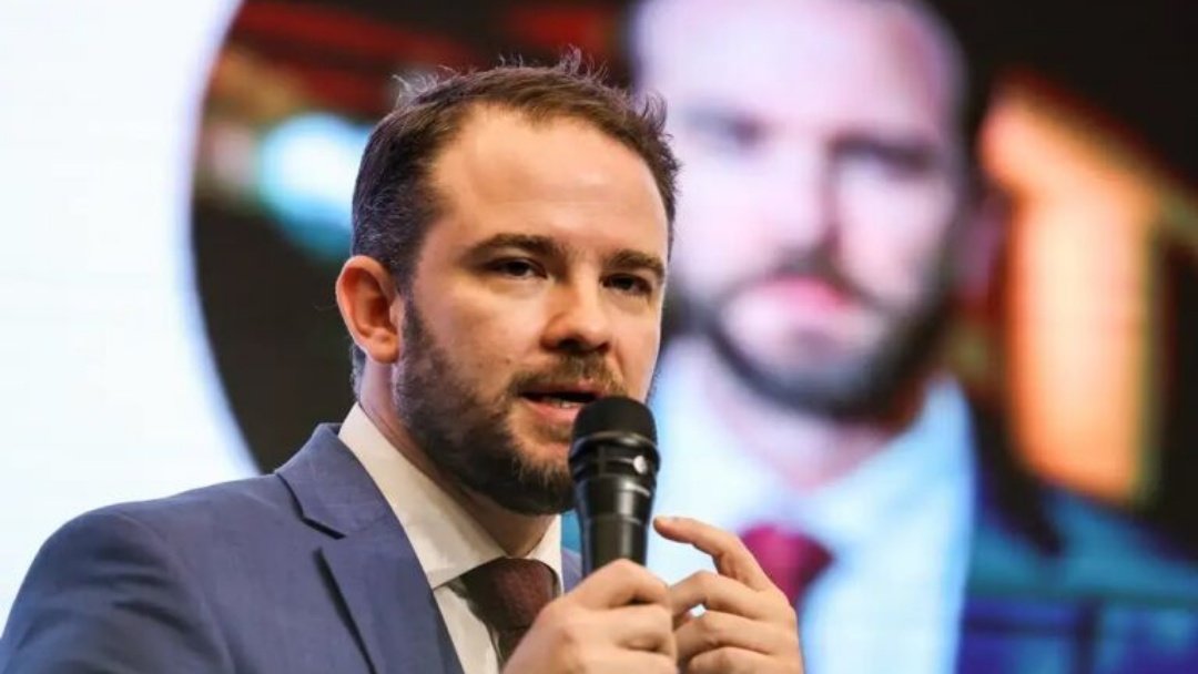 Lula confirma Durigan na Fazenda, ap&oacute;s sa&iacute;da de Haddad