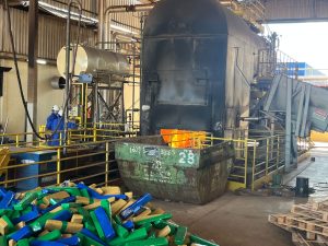 Pol&iacute;cia Civil incinera mais de 6 toneladas de drogas em Sidrol&acirc;ndia