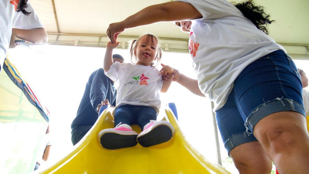 Dia da S&iacute;ndrome de Down busca ampliar inclus&atilde;o e combater preconceito